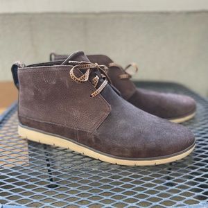 UGG treadlite suede Cali Chukka NWOB